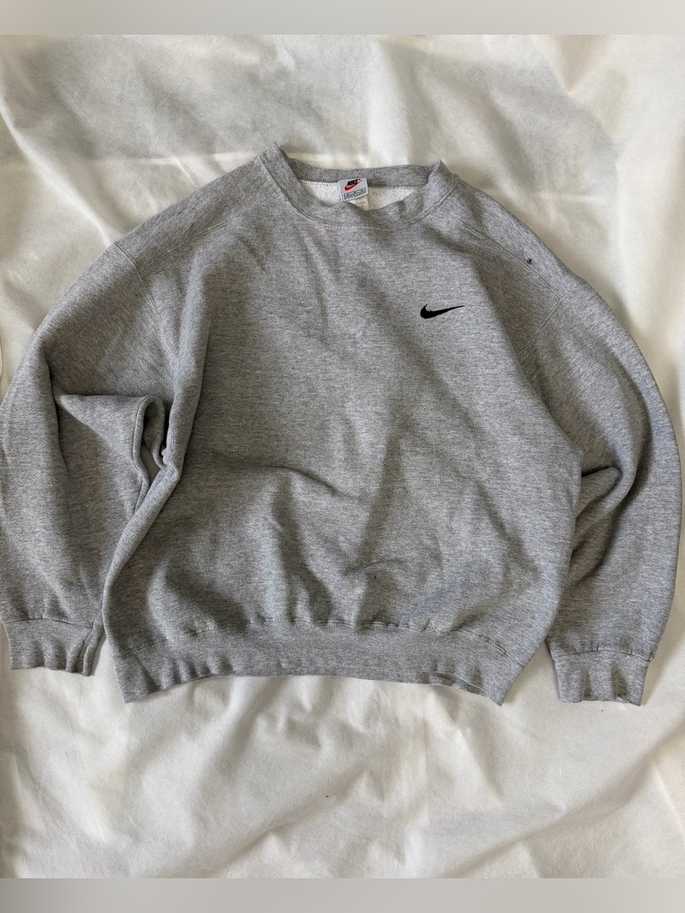 Vintage 1990’s Nike Men’s Baggy Sweater